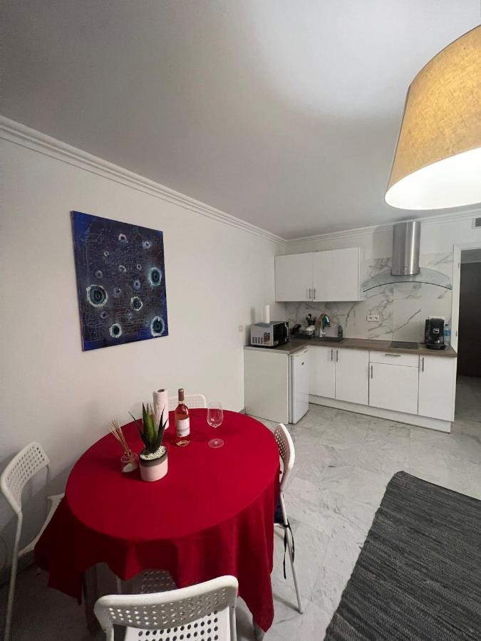 Pearl Apartment *